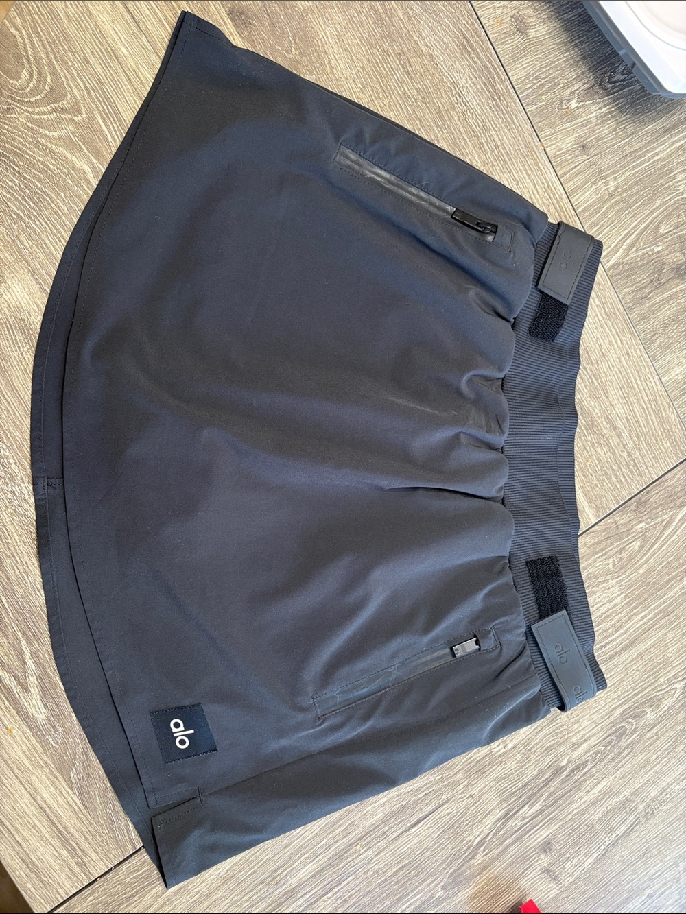 ALO Yoga Black Athletic Skort with Zip Pockets Fleece